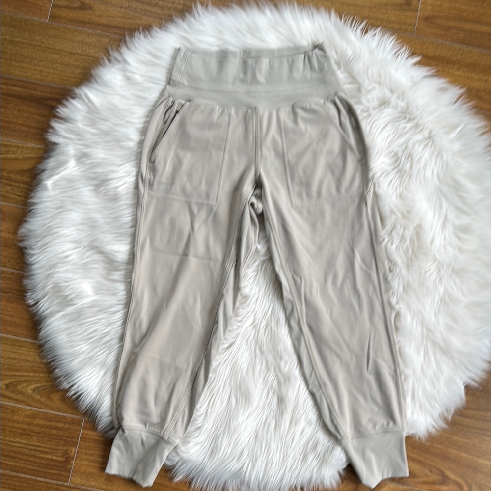 Athleta Beige Joggers XSP